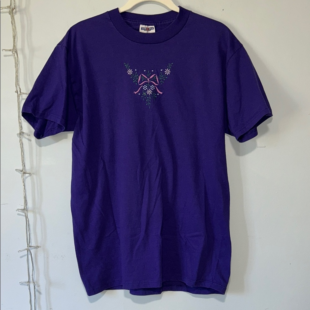 Purple Graphic T-Shirt with Pink Bow & Floral Embroidery Design